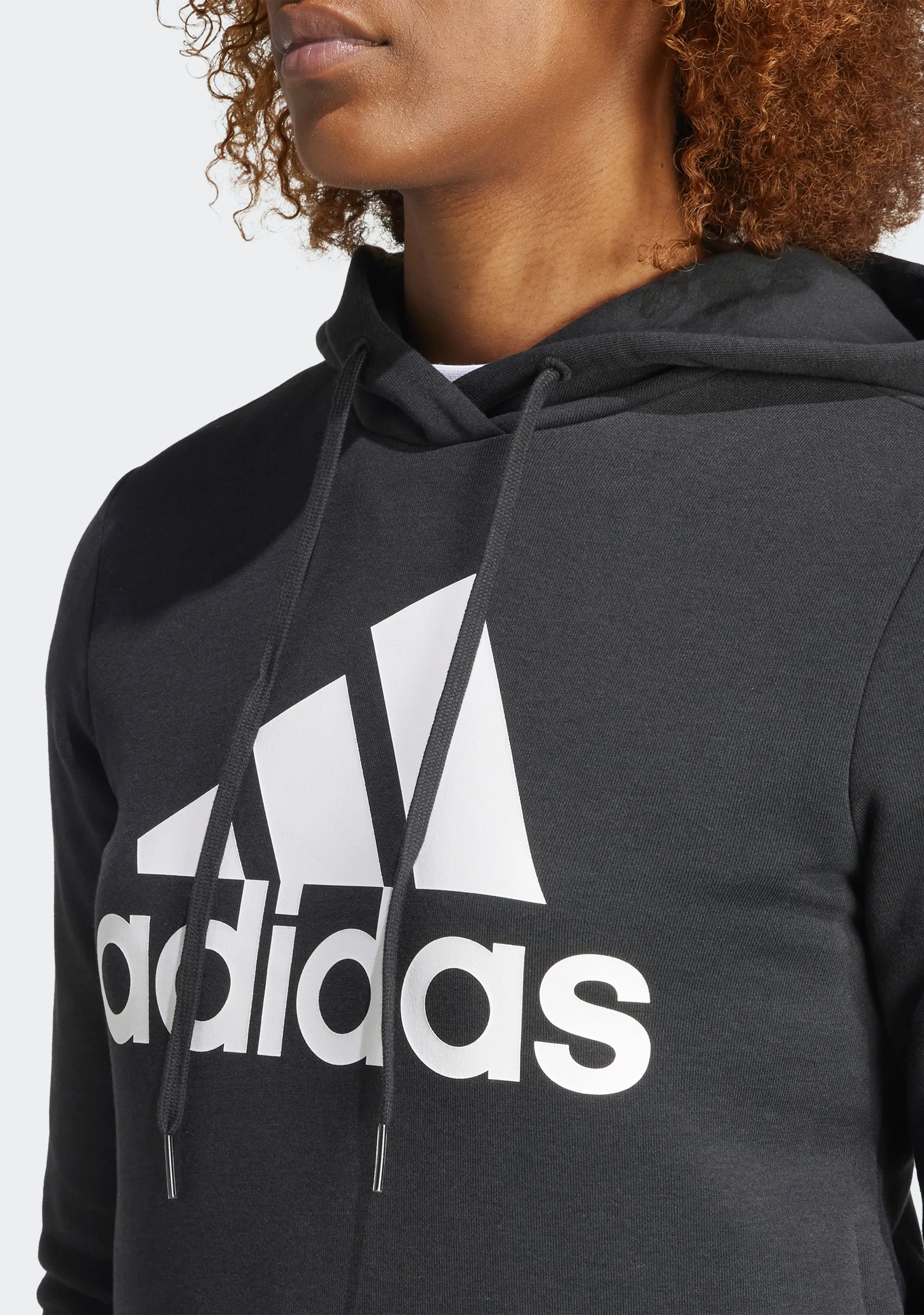 Adidas Damen Essentials Relaxed Logo Hoodie Schwarz