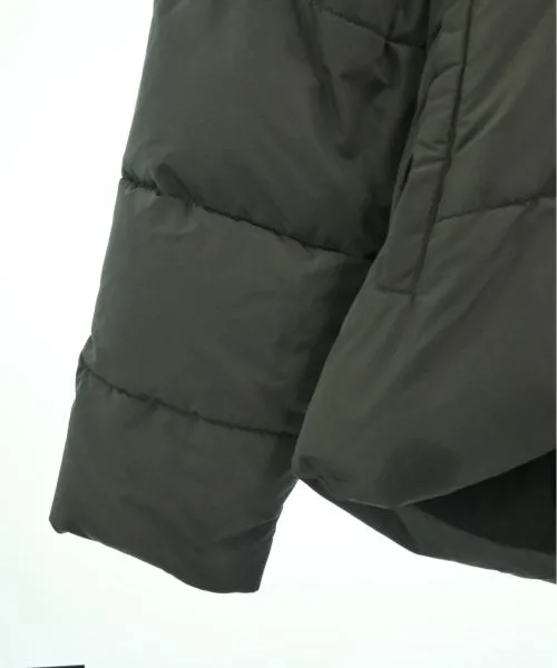BALENCIAGA Daunenjacken/Westen