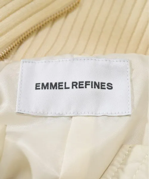 EMMEL veredelt Daunenjacken/Westen