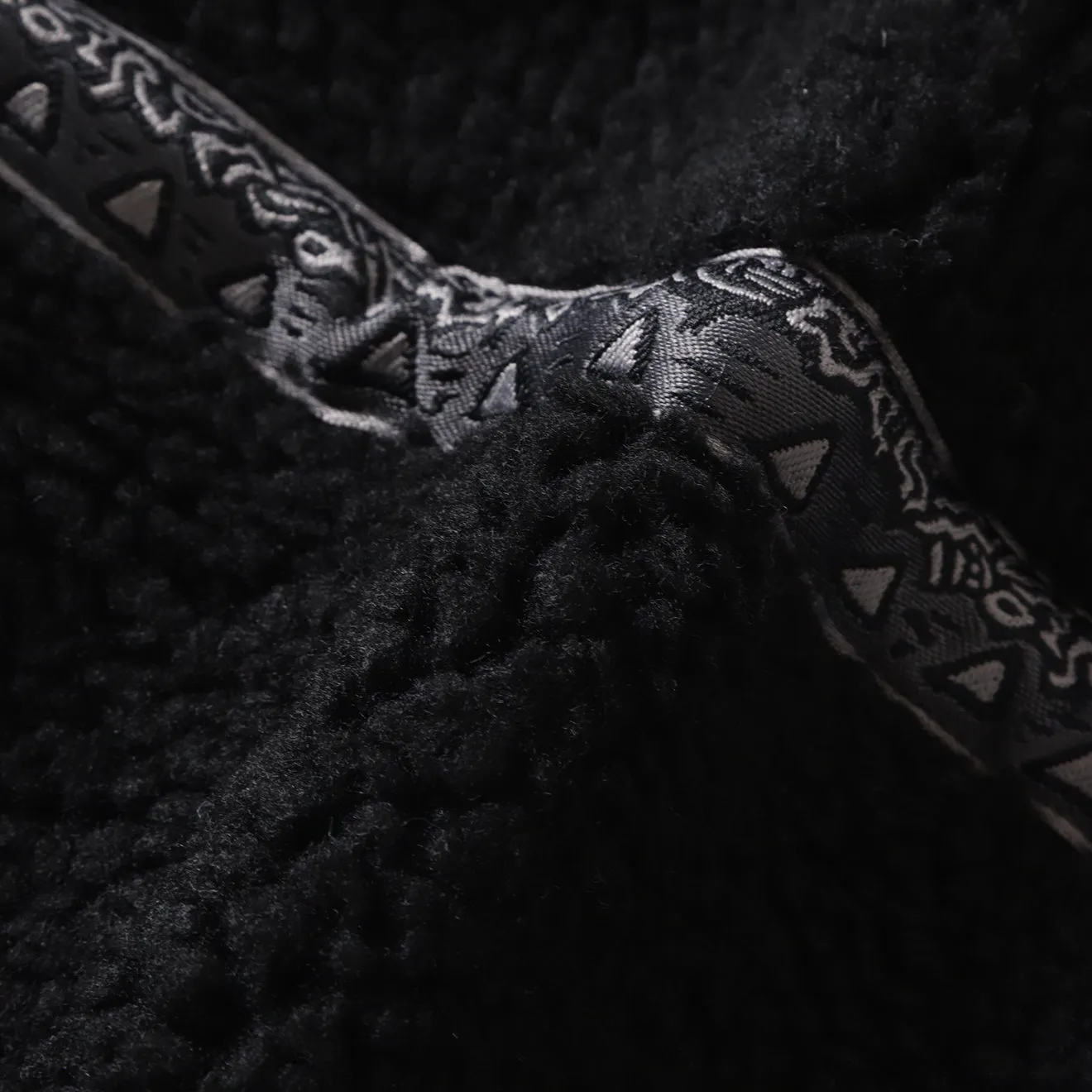 Gramicci x And Wander JQ Tape Fleece Jacket Schwarz
