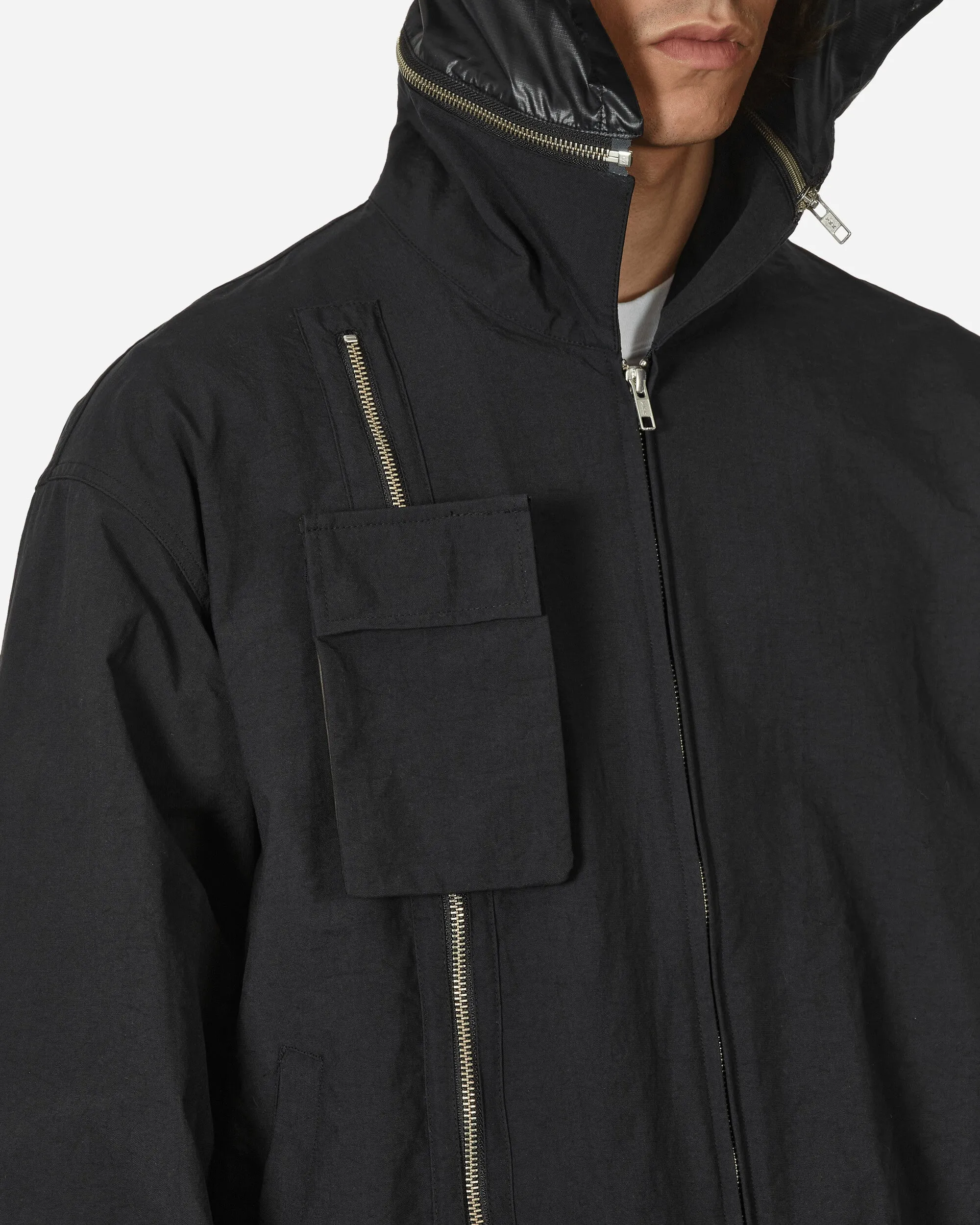 Kapuzen-Cut Bewegungsjacke Schwarz