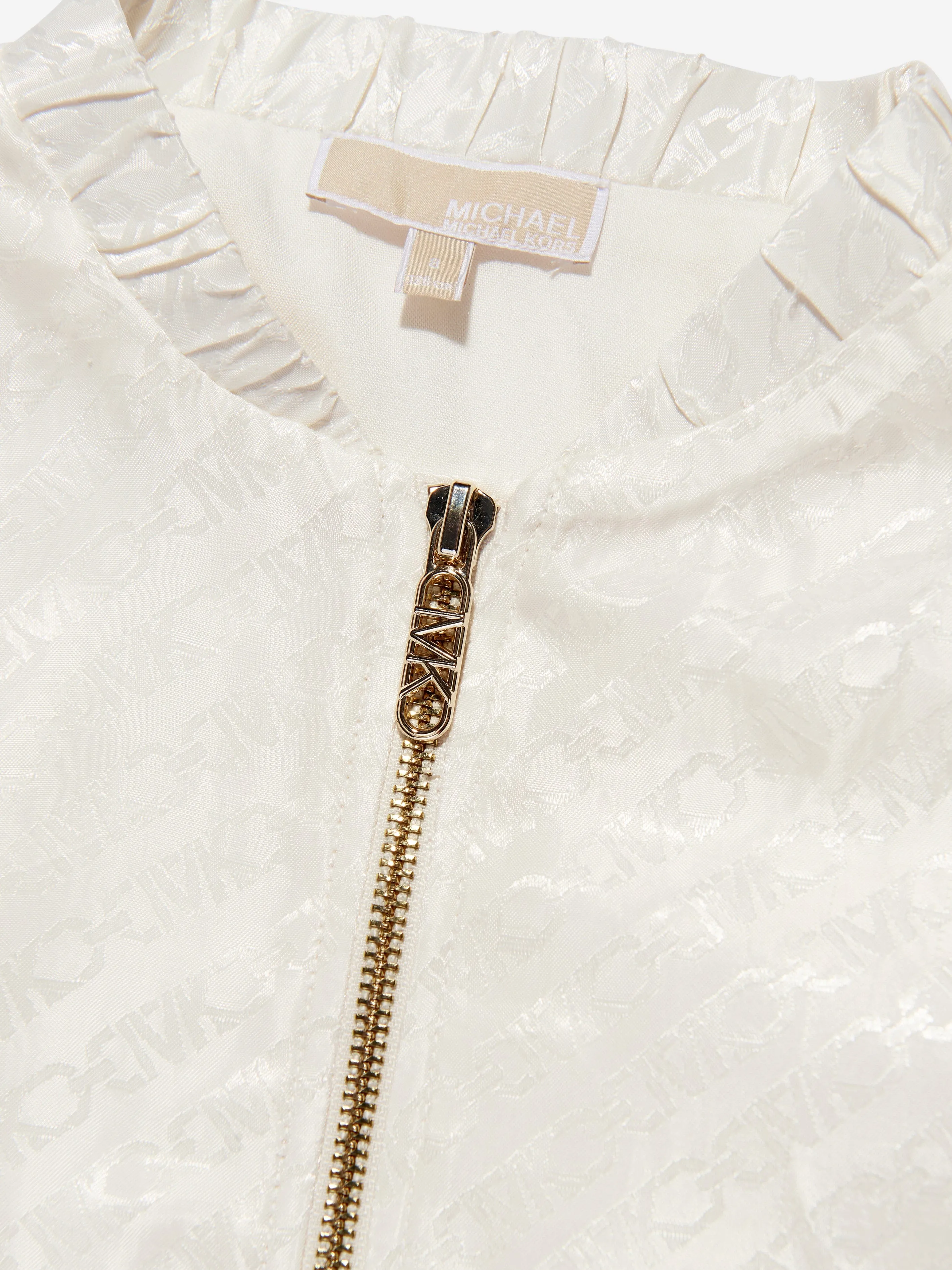 Michael Kors Mädchen Jacquard Satin Logo Jacke in Elfenbein