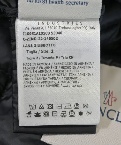 MONCLER Daunenjacken/Westen