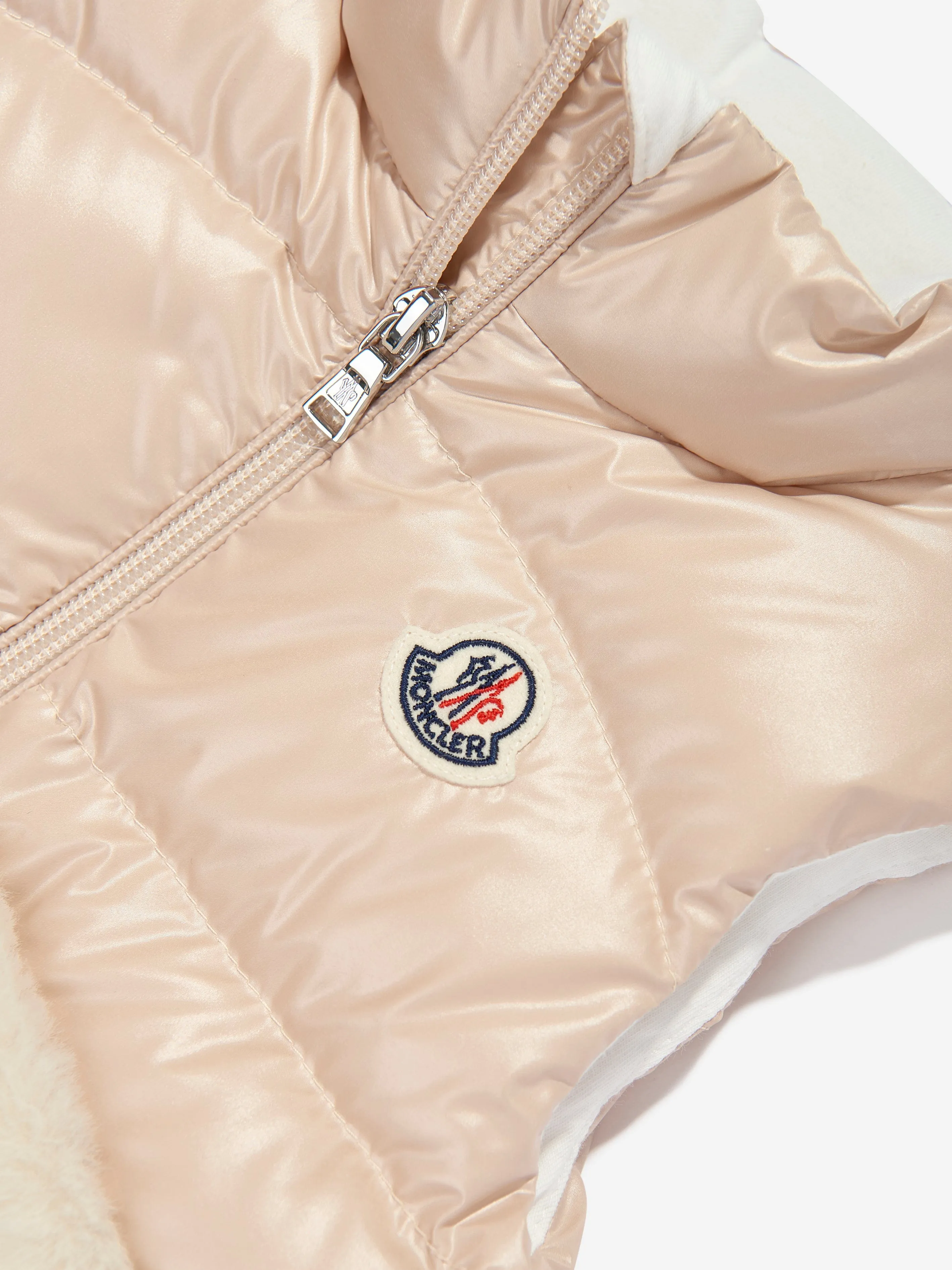 Moncler Enfant Baby Girls Daunengefütterte Vive Weste in Beige
