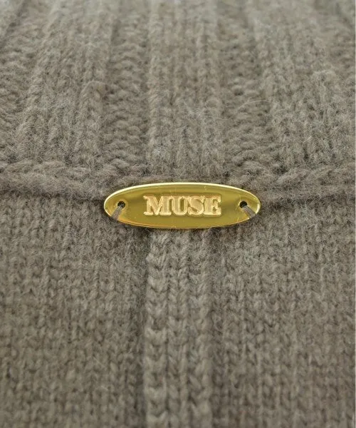 MUSE Sweaters der Zweiten Klasse