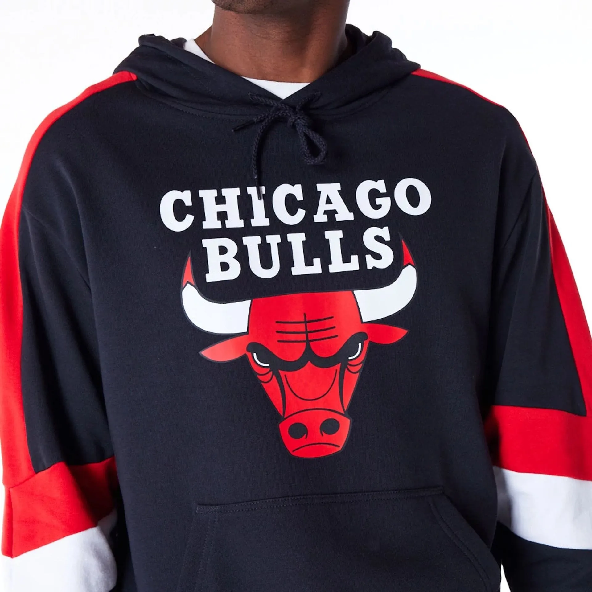 New Era Sweatshirts und Hoodies Chicago Bulls Farbblock Schwarz Pullover Hoodie