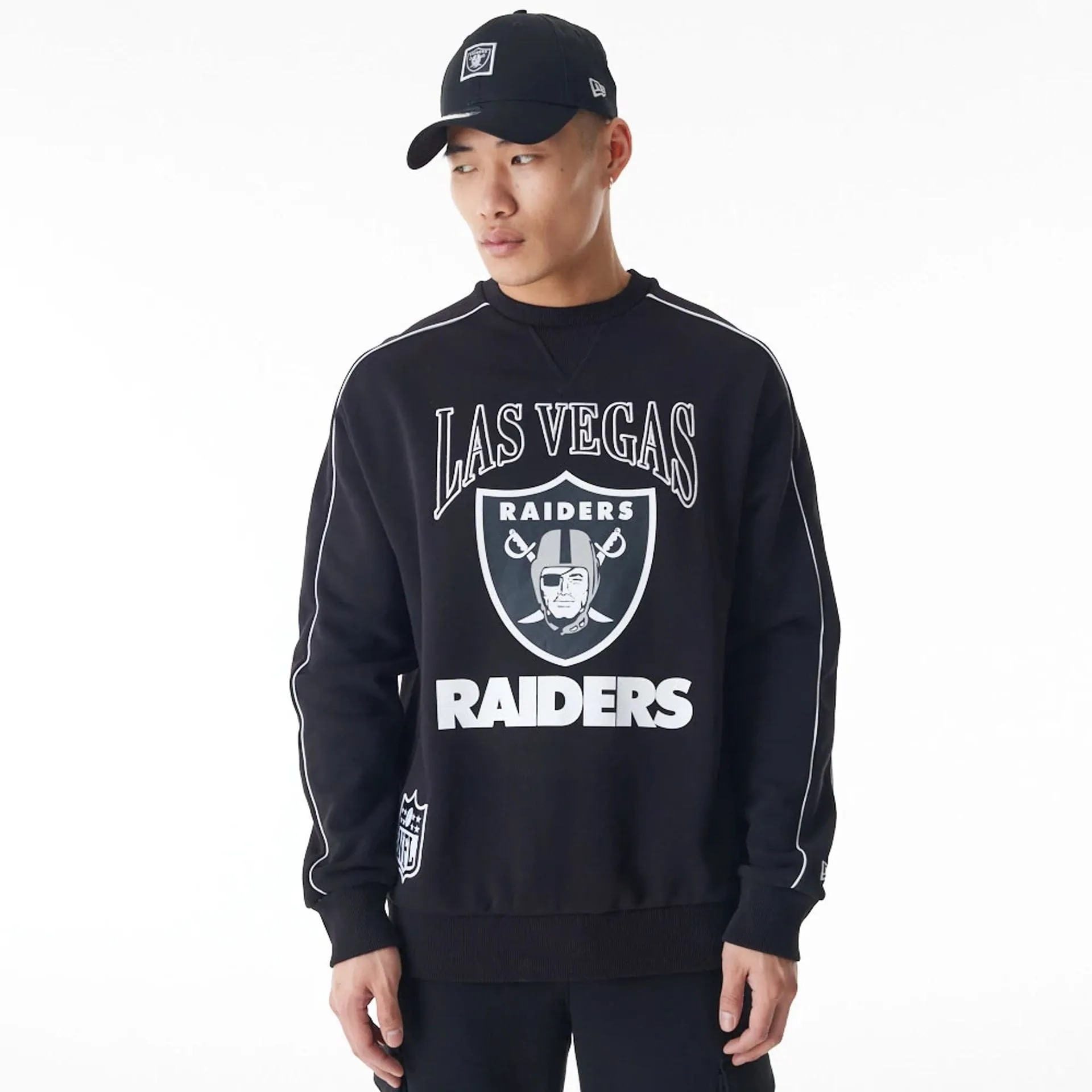 New Era Sweatshirts und Hoodies Las Vegas Raiders NFL Grafik Schwarz Crewneck Pullover