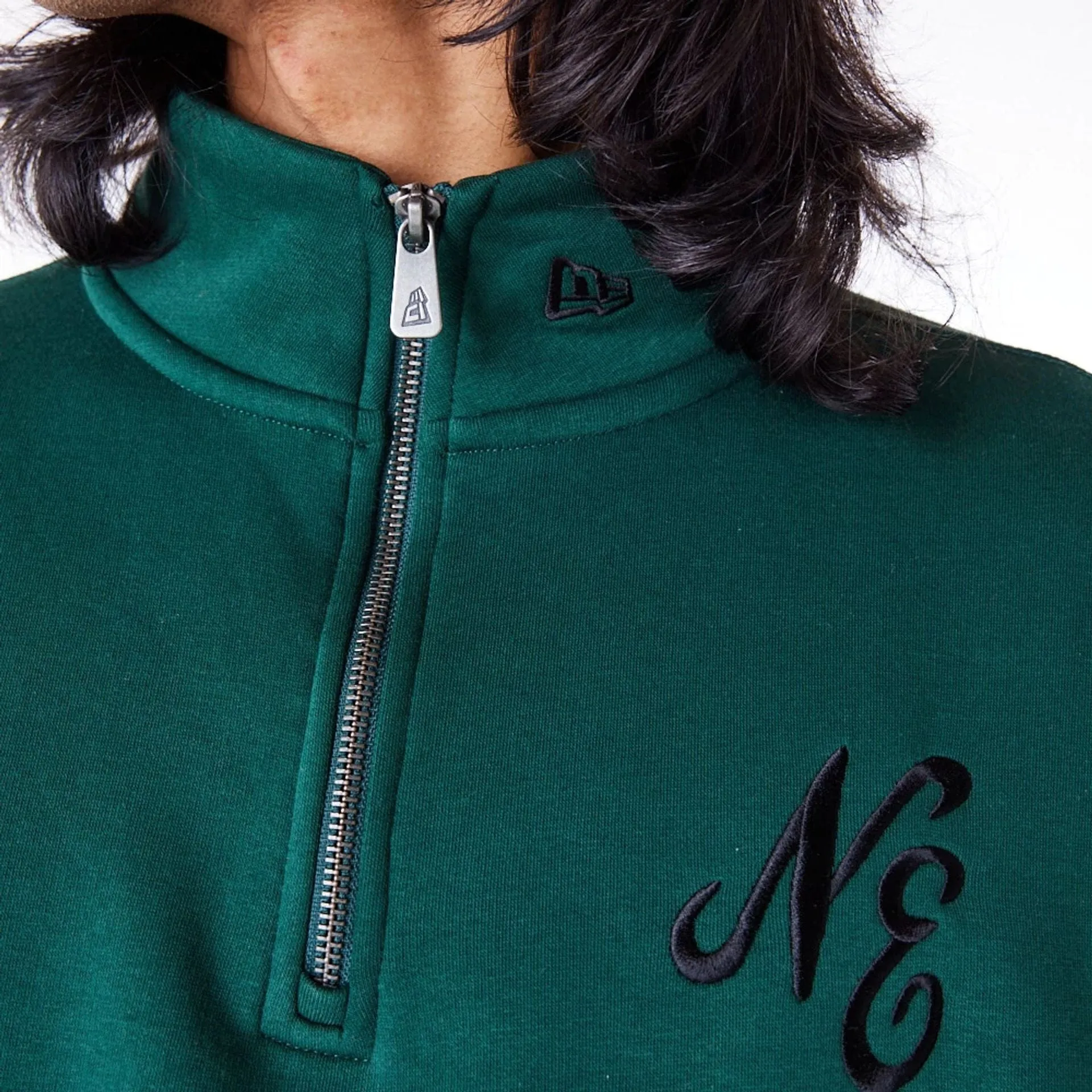 New Era Sweatshirts und Hoodies New Era Lifestyle Dunkelgrüner Viertelreißverschluss-Pullover