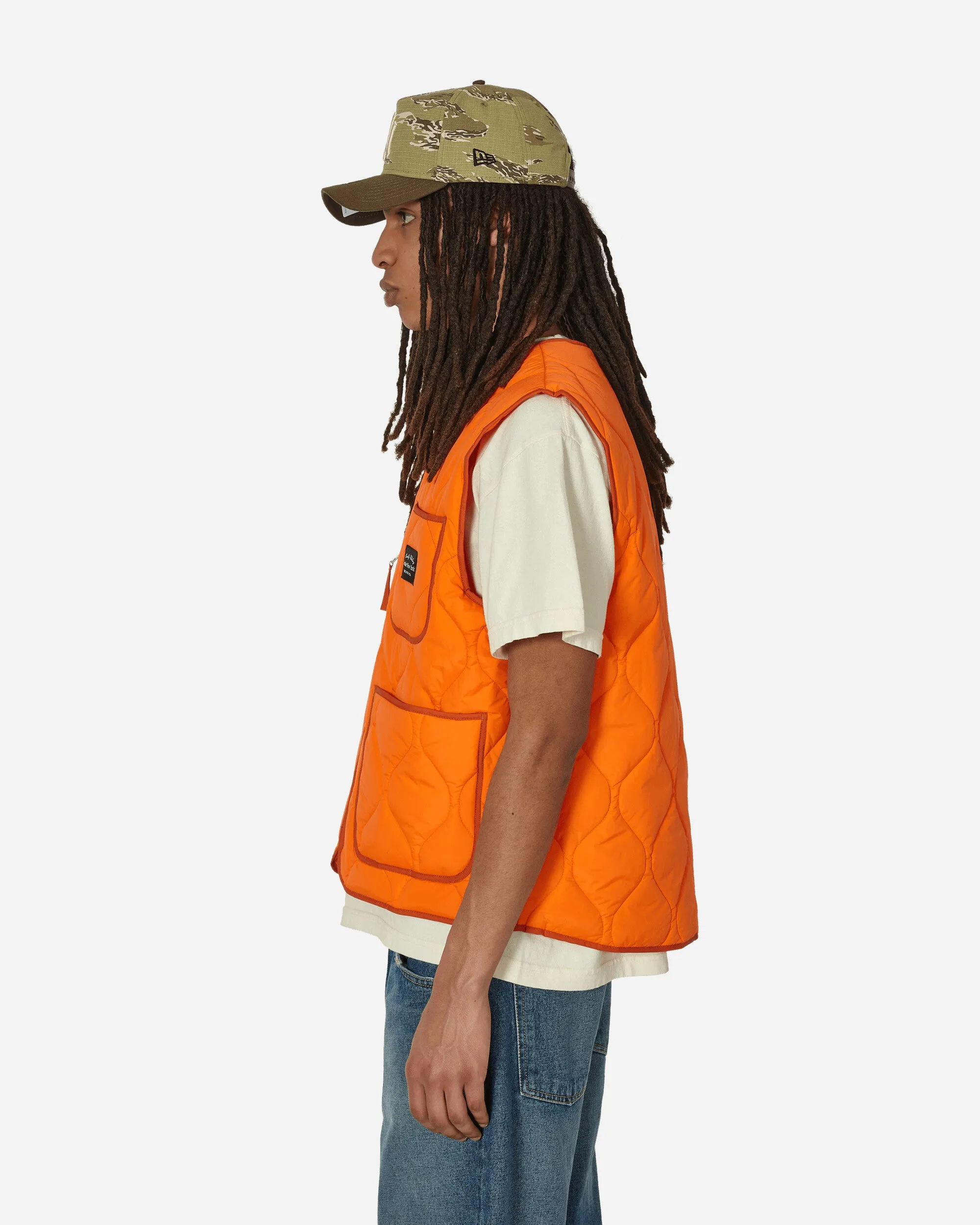 Gesteppte Nylon-Schale Weste in Orange