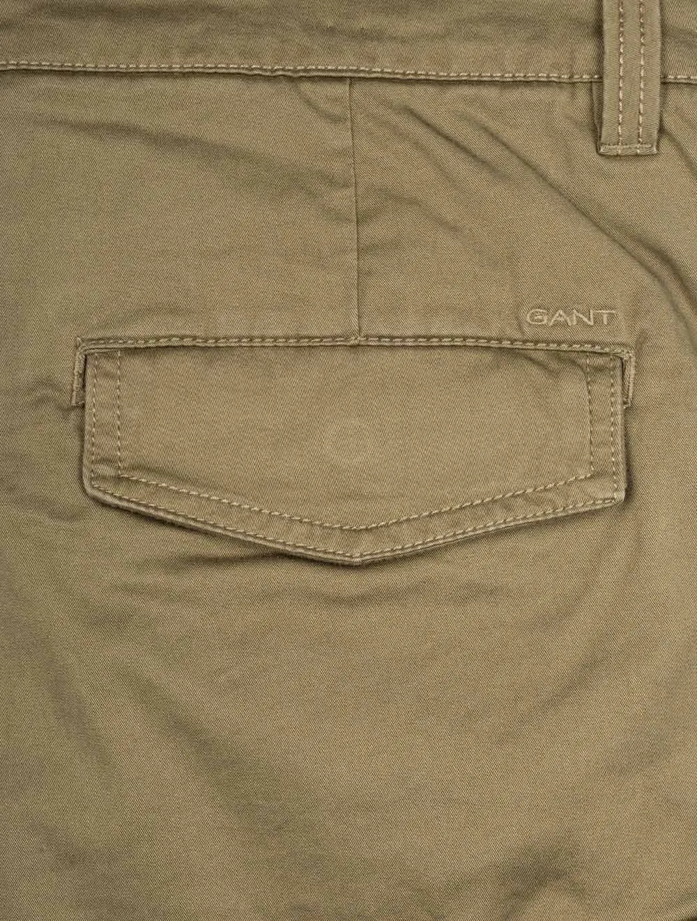 Bequeme Twill-Cargo-Shorts in Wacholdergrün