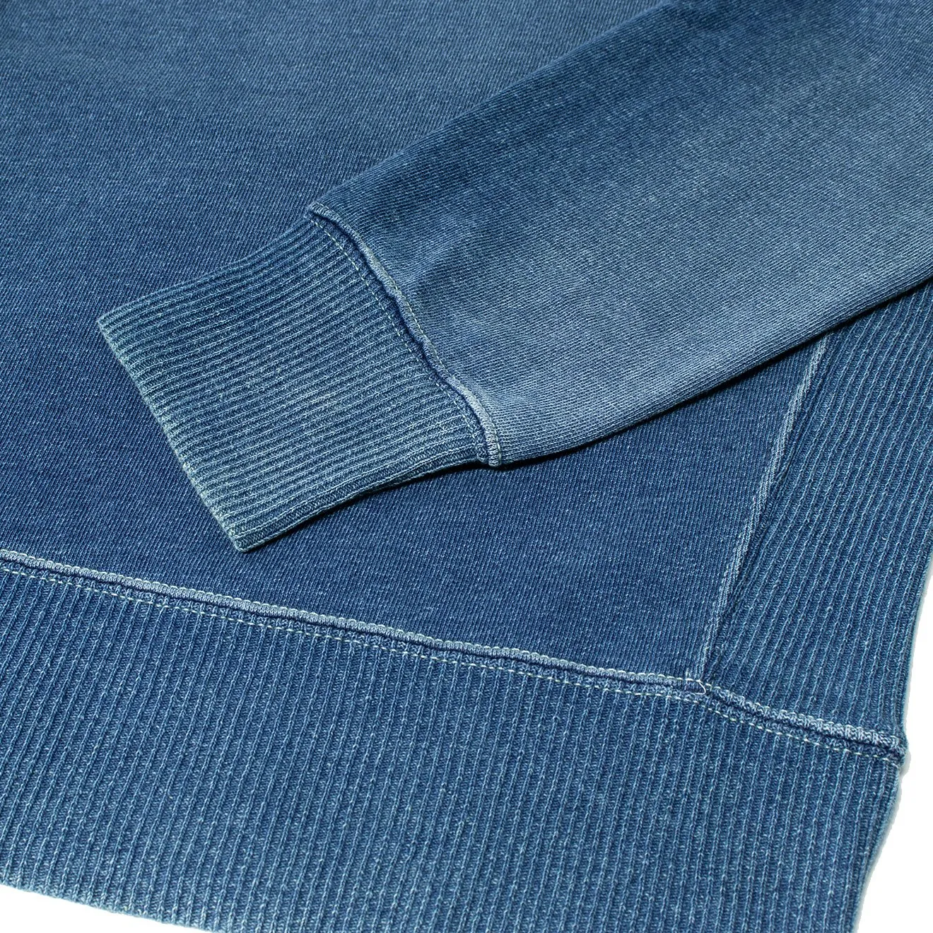 RRL von Ralph Lauren Langarm-Sweater mit doppeltem V-Ausschnitt in gewaschenem Blau-Indigo