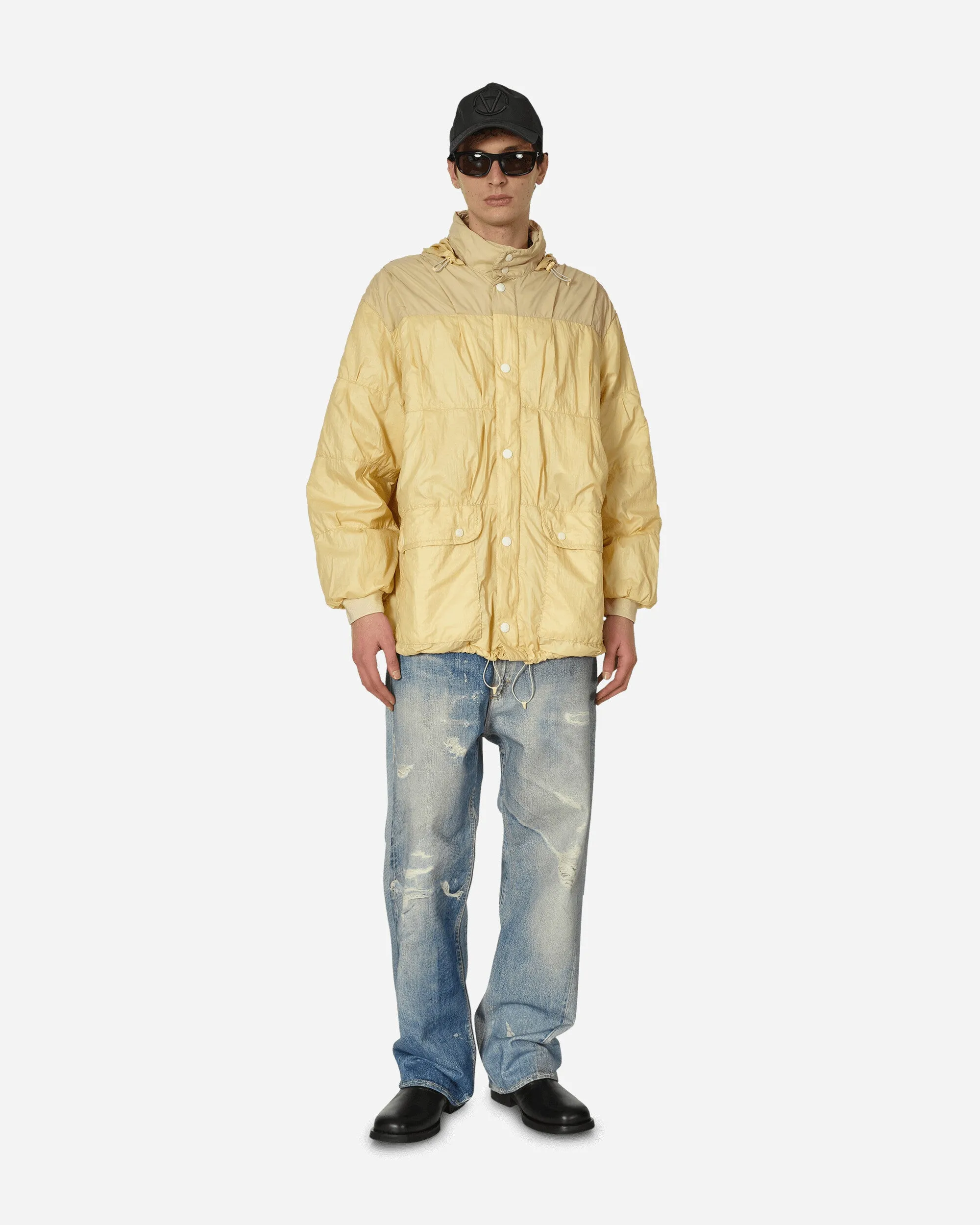 Gummierter Nylon-Puffa-Mantel in Creme