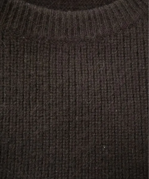 YOKE Pullover